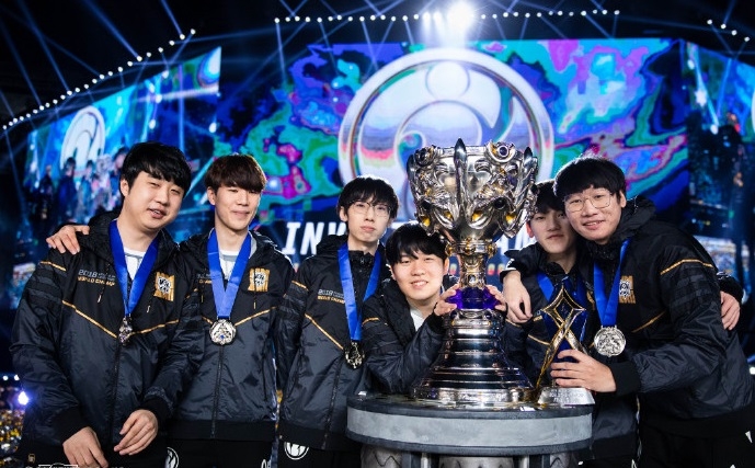 英雄联盟aj鞋什么时候出,英雄联盟aj鞋子