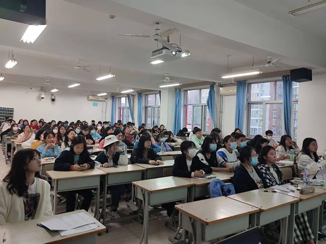 为什么大学老师都不好上课,新老师不会上课怎么办