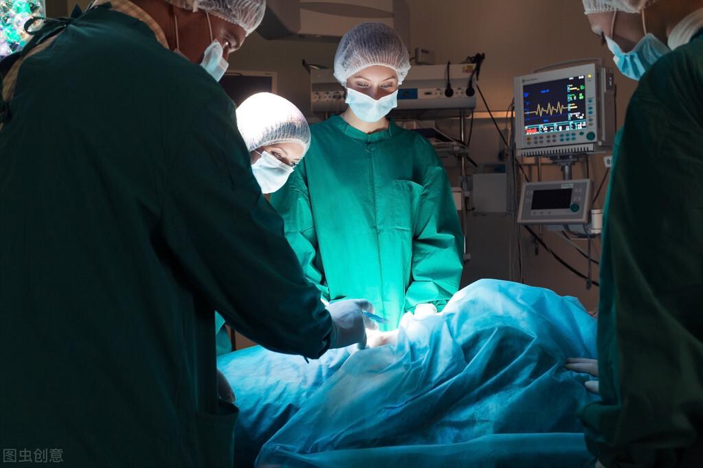 肛门肿痛，瘙痒？肛瘘应该如何治疗？常见的手术方法有这两种