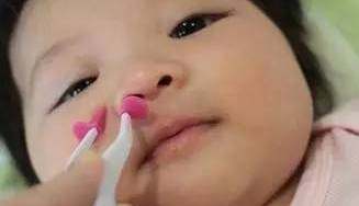 新生儿鼻子有鼻屎怎么清理最有效,新生儿鼻子里的鼻屎怎样清理