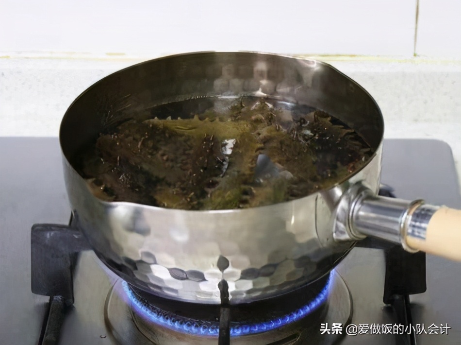 海参怎么发又大又好,海边的海参怎么泡发