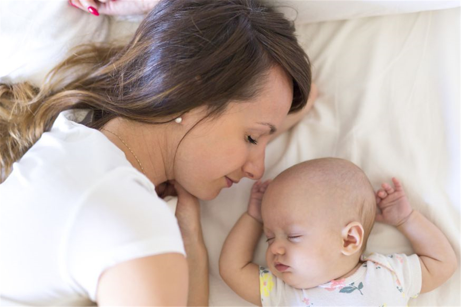 坐月子没休息好吃什么,坐月子没睡好觉有补救吗