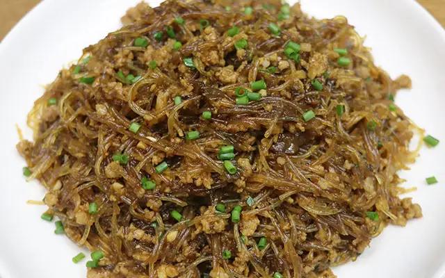 龙口粉丝蚂蚁上树,龙口粉丝蚂蚁上树的最佳炒法