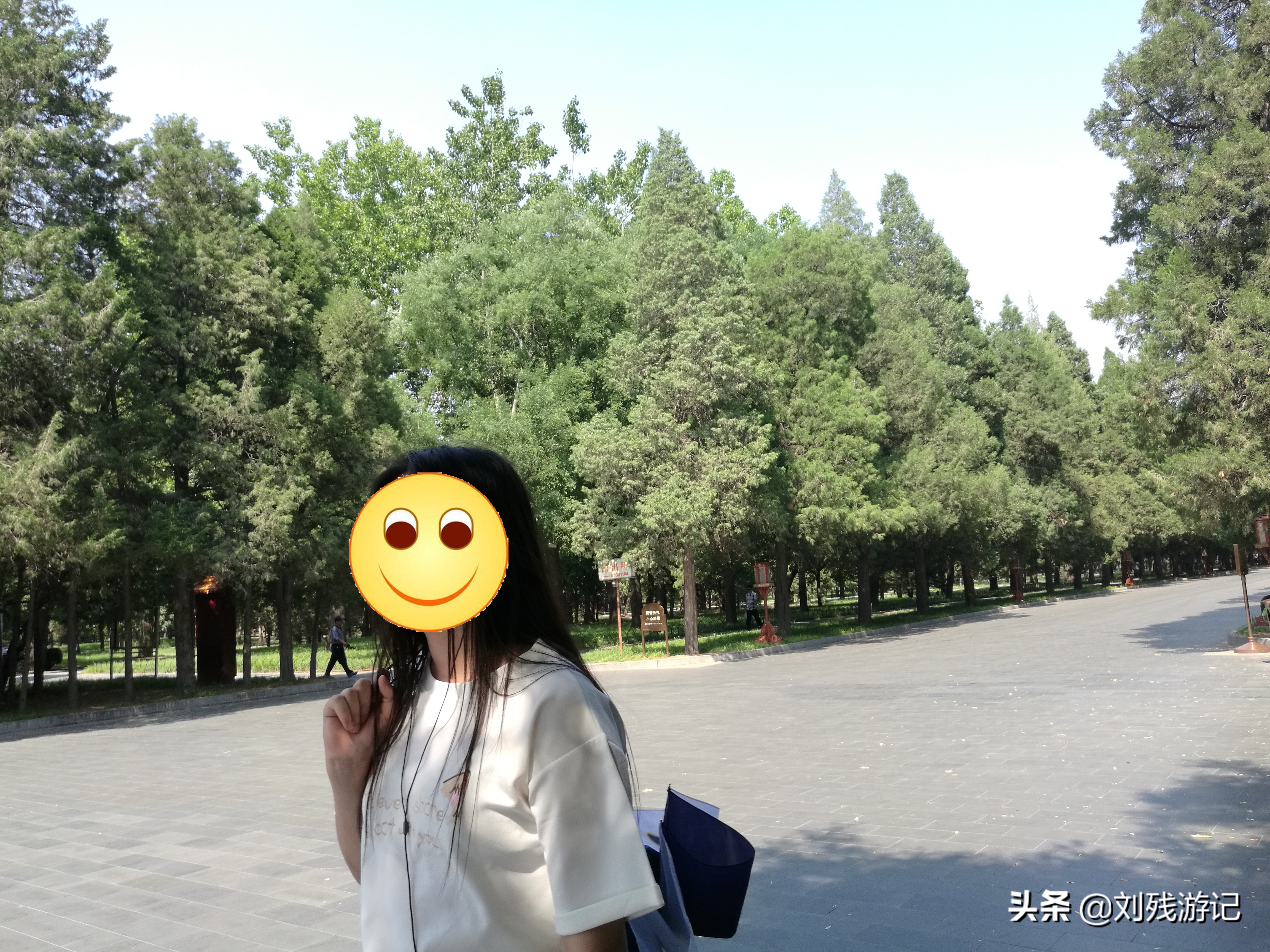 天坛是世界上最大的祭祀建筑群,北京天坛的圆坛为古代祭天的场所