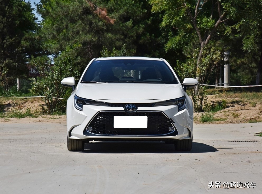 好车不贵经济实惠丰田雷凌,外观好看开起来舒适的车