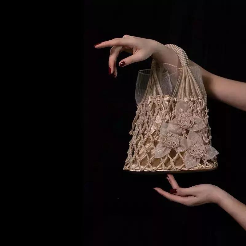 小ck包包推荐小众高级感,跟小ck一个档次的包包品牌