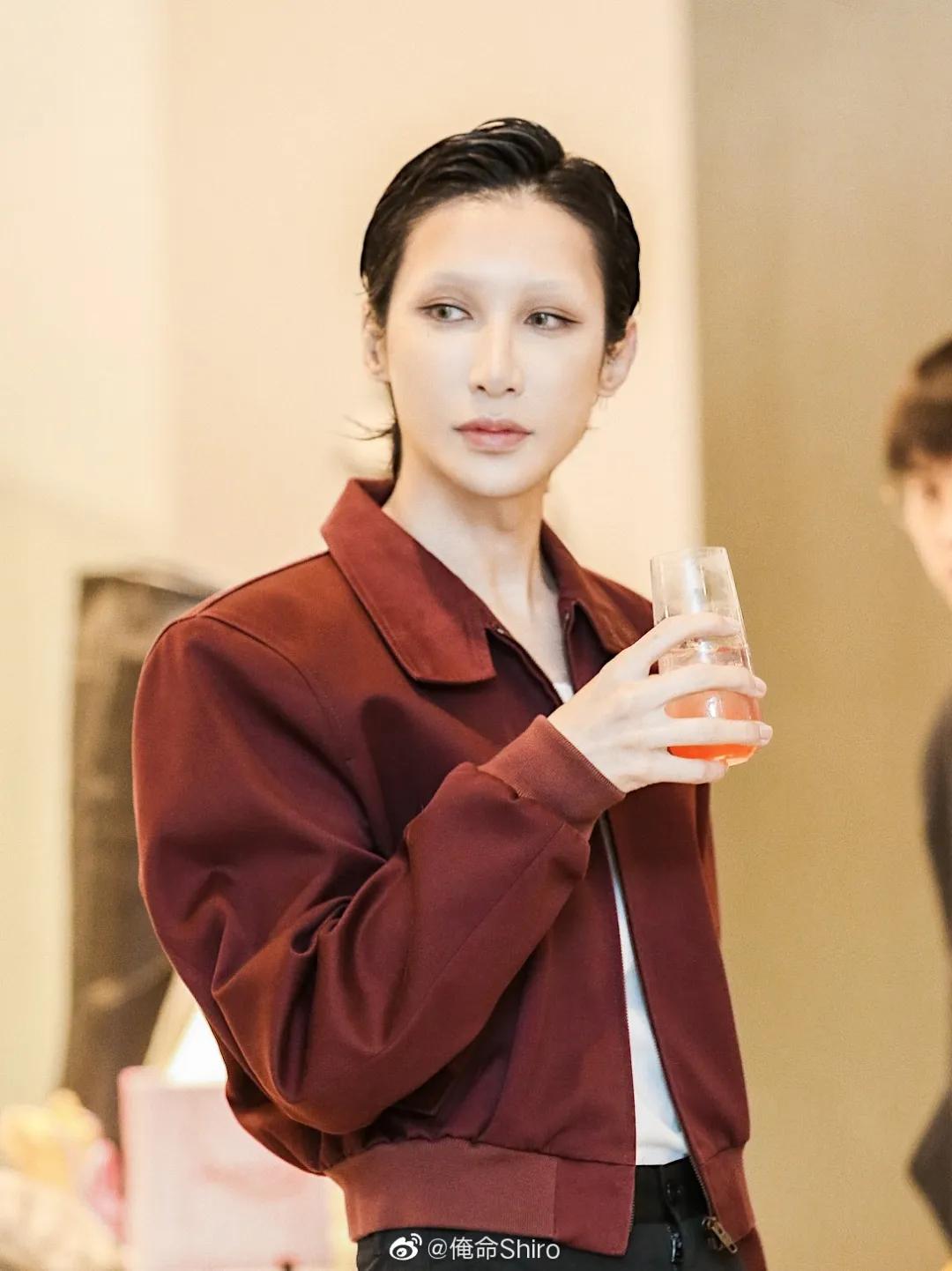 我敢说，没有90后不认识这位