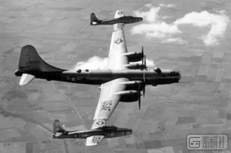 皇牌空战七航空母舰起飞,皇牌空战7和真实飞机对比