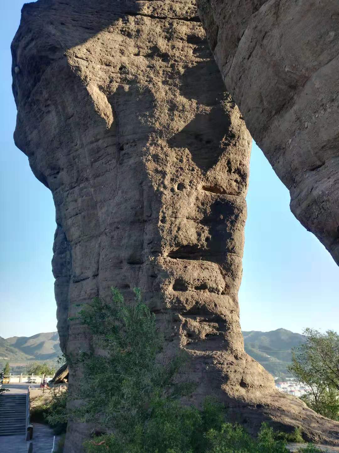 最好爬、闹市区、景色奇、有野猴—野游户外-5