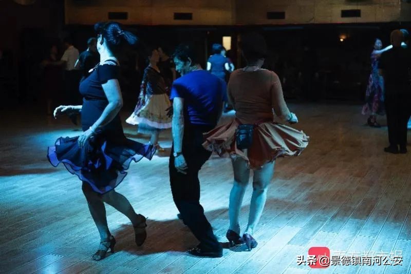 广州百年舞厅有哪些,广州莎莎舞厅