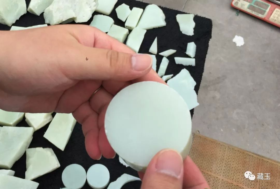 韩料和田玉为什么不受大众喜爱,韩料和田玉值得入手吗