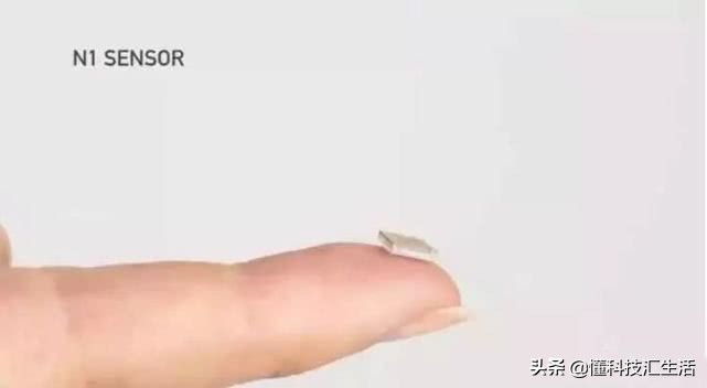 最新科技前沿技术人工智能,科幻中的脑机接口技术