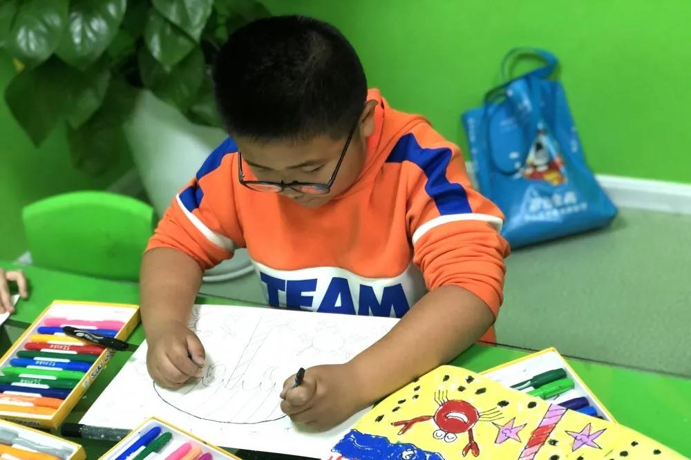 东方童画美术培训学校周村店,东方童画少儿美术淄博印象汇店