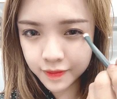 眼妆新手初学化妆教程,画眼妆教程新手必学