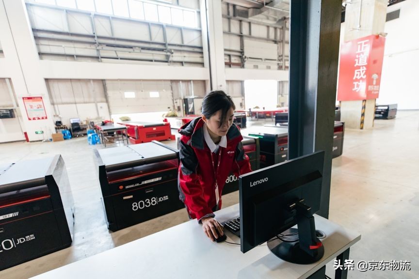 物流新青年|分拣员到机器人管理员，90后姑娘和她的技术梦