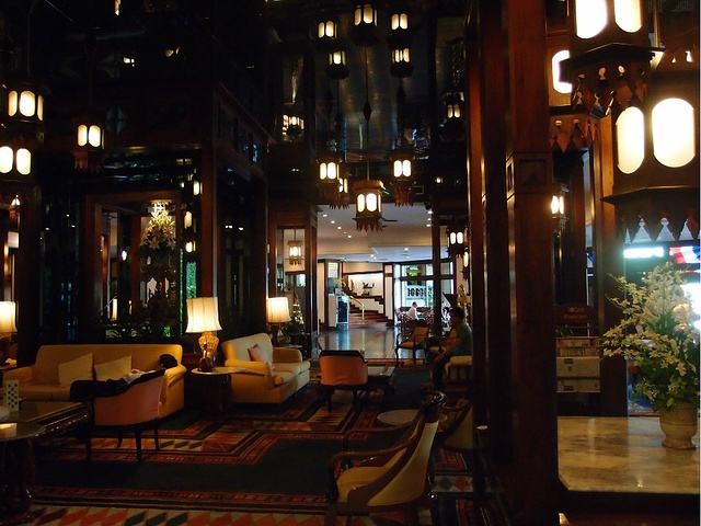 泰国清迈东方文华酒店,清迈夜市动物园附近酒店