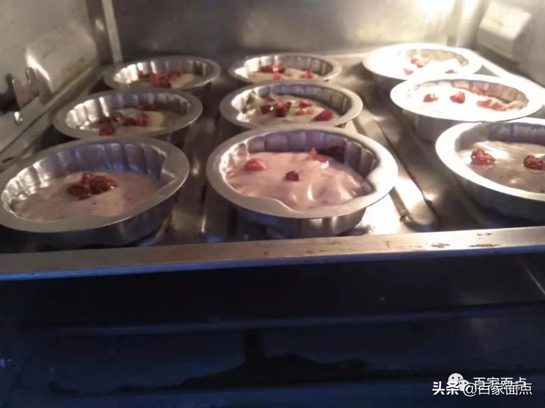 红曲米蛋糕卷,红曲米蛋糕跟普通蛋糕