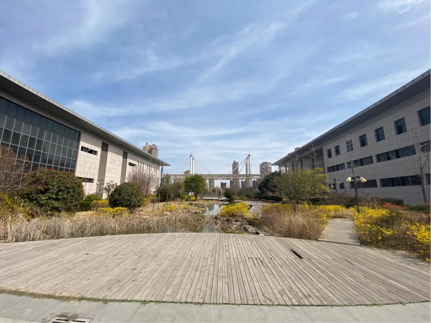 娌侀槼鏈辫浇鍫夌邯蹇甸鐓х墖,娌侀槼鐨勫巻鍙插悕浜烘湵杞藉爥