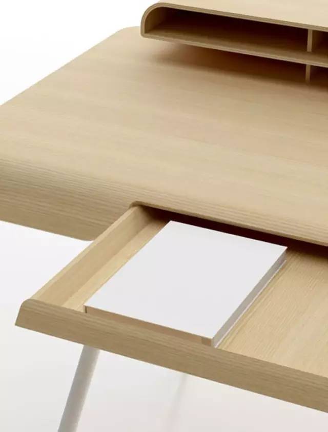 “办公桌”——的微创新