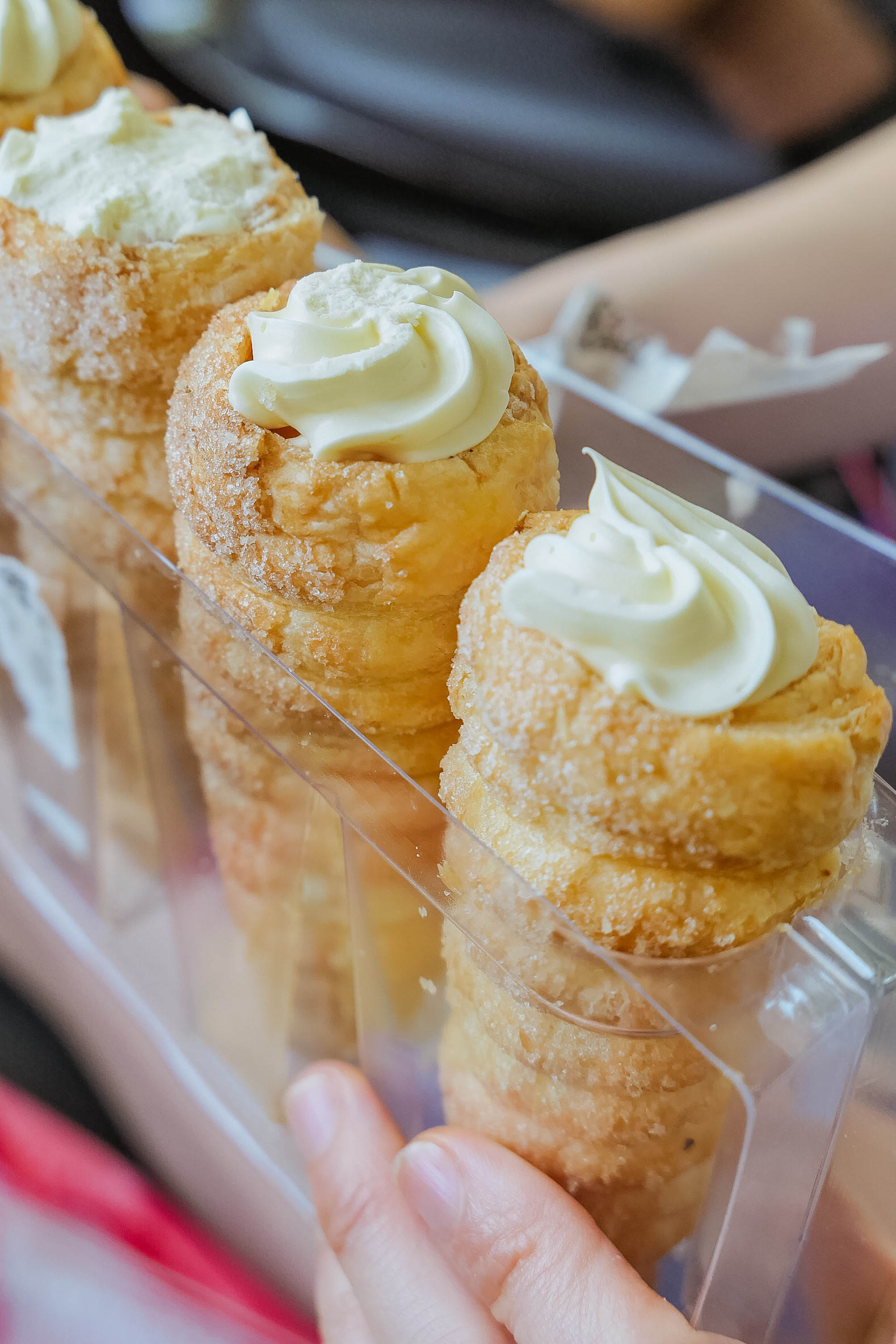 在天津，百十年来西餐一直和煎饼果子si“盟兄弟”？