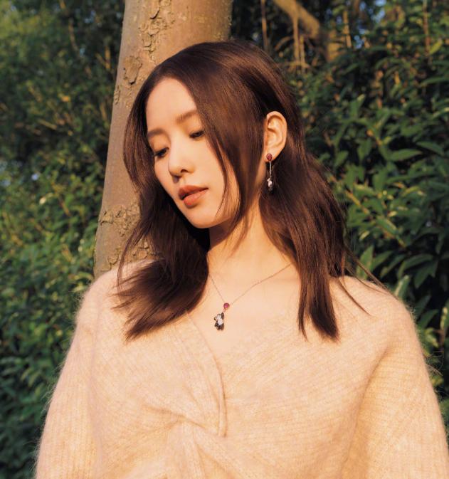 外套内搭什么衣服好看,金晨同款兔毛衣怎么搭