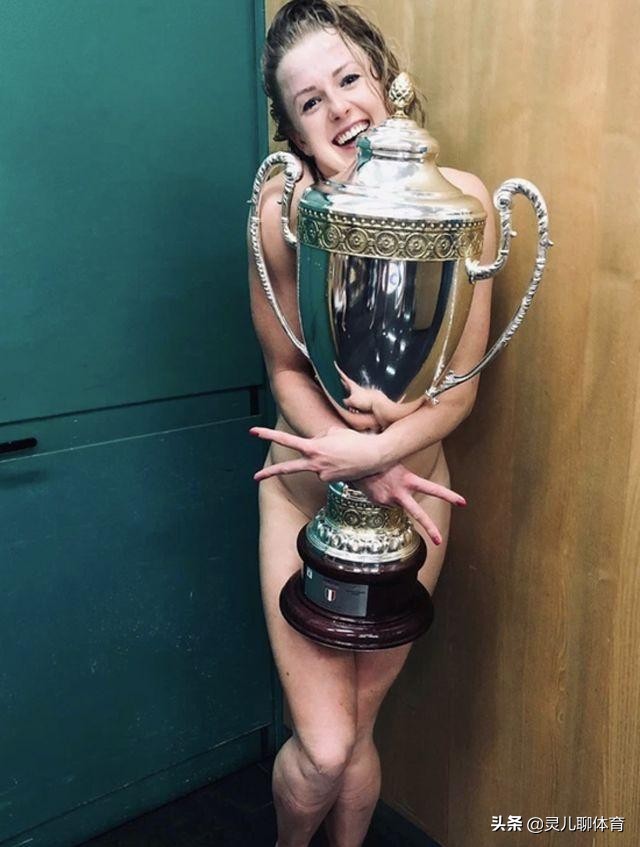 2022女排世锦赛意大利获得季军,2022意大利女排锦标赛亚军颁奖