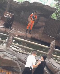 俄罗斯金刚芭比娜塔莉 (俄罗斯金刚芭比肌肉爆裂)