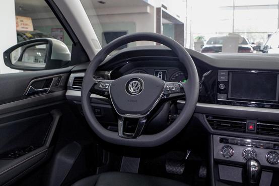 大众朗逸1.5自吸动力够用吗,大众朗逸1.5l满载动力够用吗