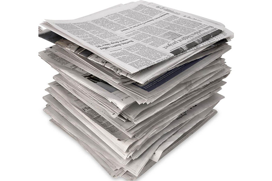 衣服上发霉了怎么处理，白醋跟牛奶可以处理，樟脑丸可以预防