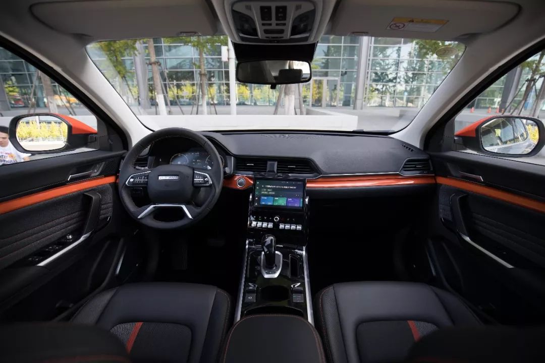 10.89万哈弗H4Pro,凭啥敢说运动?两点体验不得不说