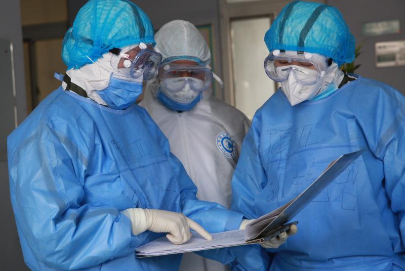 致敬战疫中的逆行者,战疫必胜致敬最美逆行者辽宁