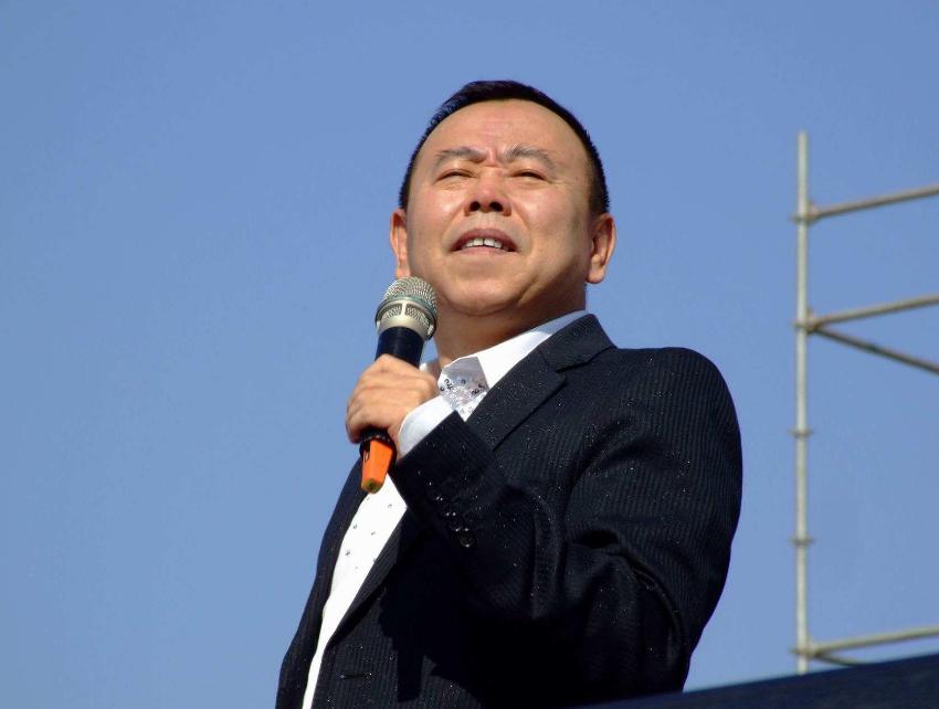 看了潘长江，才读懂那些“不要脸”的网红：流量，真能把人变成鬼