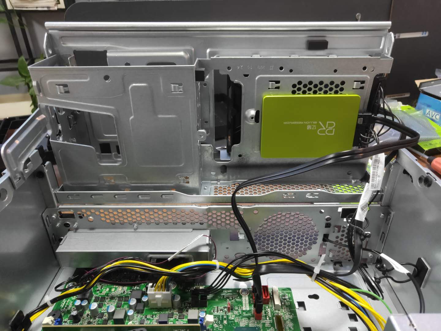 联想扬天加装固态硬盘开不了机,联想扬天s710可以升级固态硬盘吗