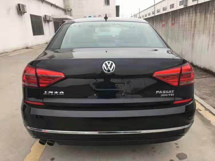 花15万买二手豪车,花15万以上买二手车