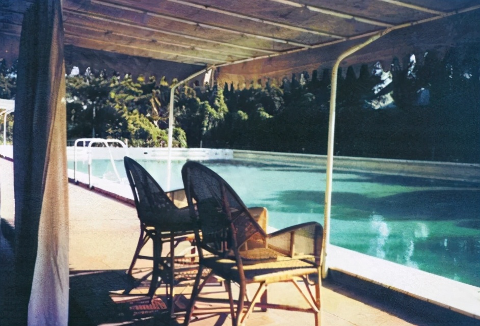 毛主席63岁游长江,81岁仍试图游湘江,但在游泳上,却还是有遗憾