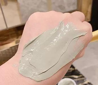 火山泥真是宝,油皮女孩的毛孔疏通剂,让贵妇霜3秒吃透锁水8倍