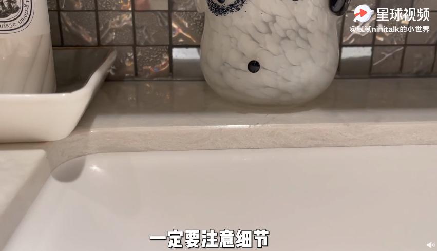 独立衣帽间洗澡间,衣帽间鞋子收纳柜轻奢房间