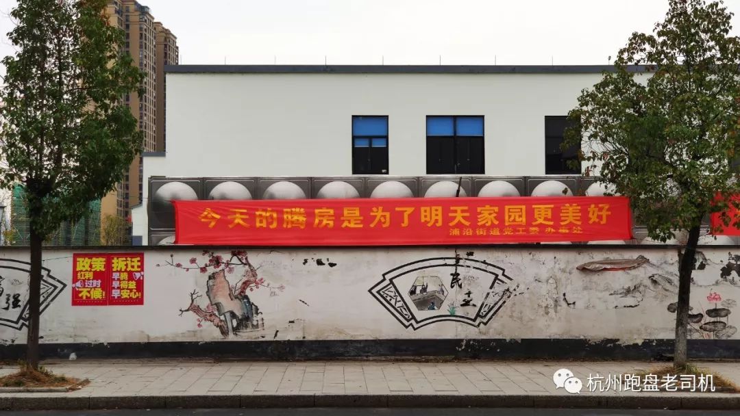 滨江区地铁口新开楼盘,滨江世茂二手房三室