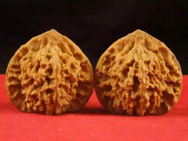 文玩核桃背后的猫腻,文玩核桃到底该怎么玩