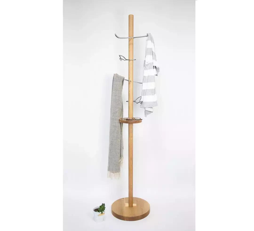 见过漂浮的衣架吗丨4个衣帽架设计给心爱的衣服安个家