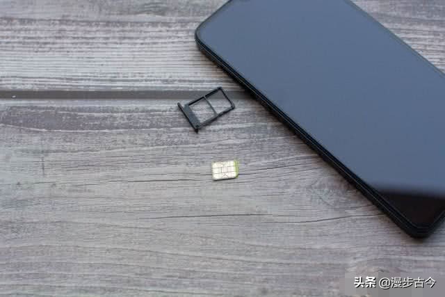 手机主卡和副卡是同一个运营商吗,双卡双待手机两张卡同一个运营商