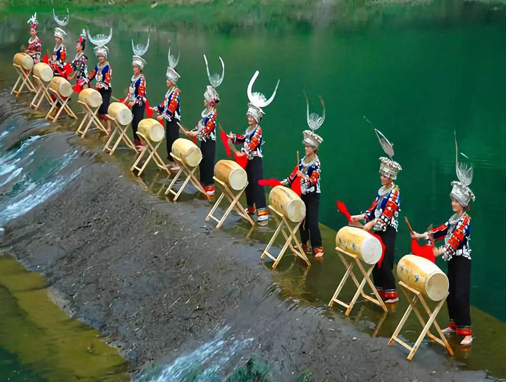 贵州黔东南千户苗寨,贵州黔东南苗寨