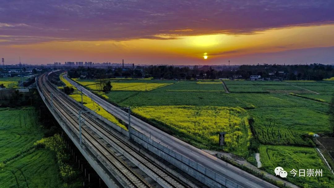 崇州市区看雪山,崇州看雪山