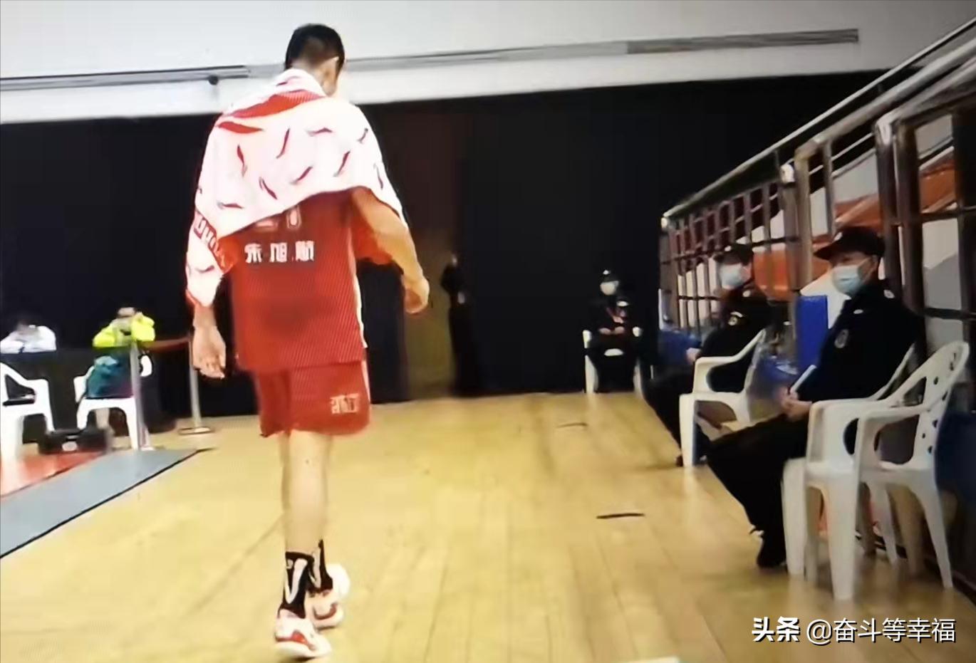 浙江稠州银行朱旭航为什么没出场,浙江稠州金租队朱旭航怎么离开了