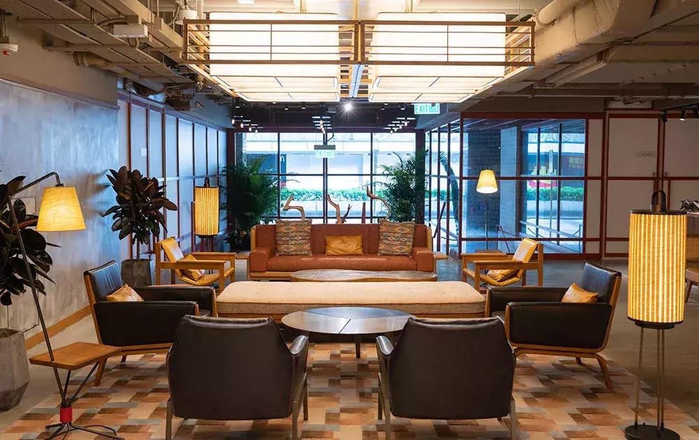 香港逸东酒店在哪个地铁口,香港逸东酒店夜景