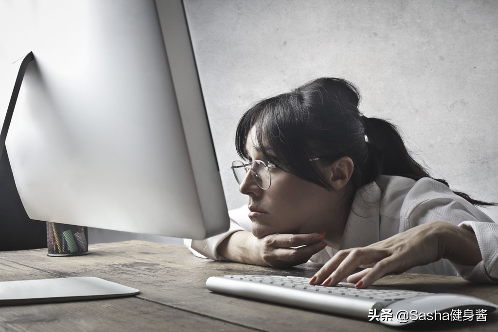 蜜桃臀训练法则，别让你的大腿肉耽误了好身材