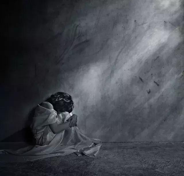 迅速刷屏！7岁女孩之死牵出百亿保健帝国！又一个魏则西式悲剧？