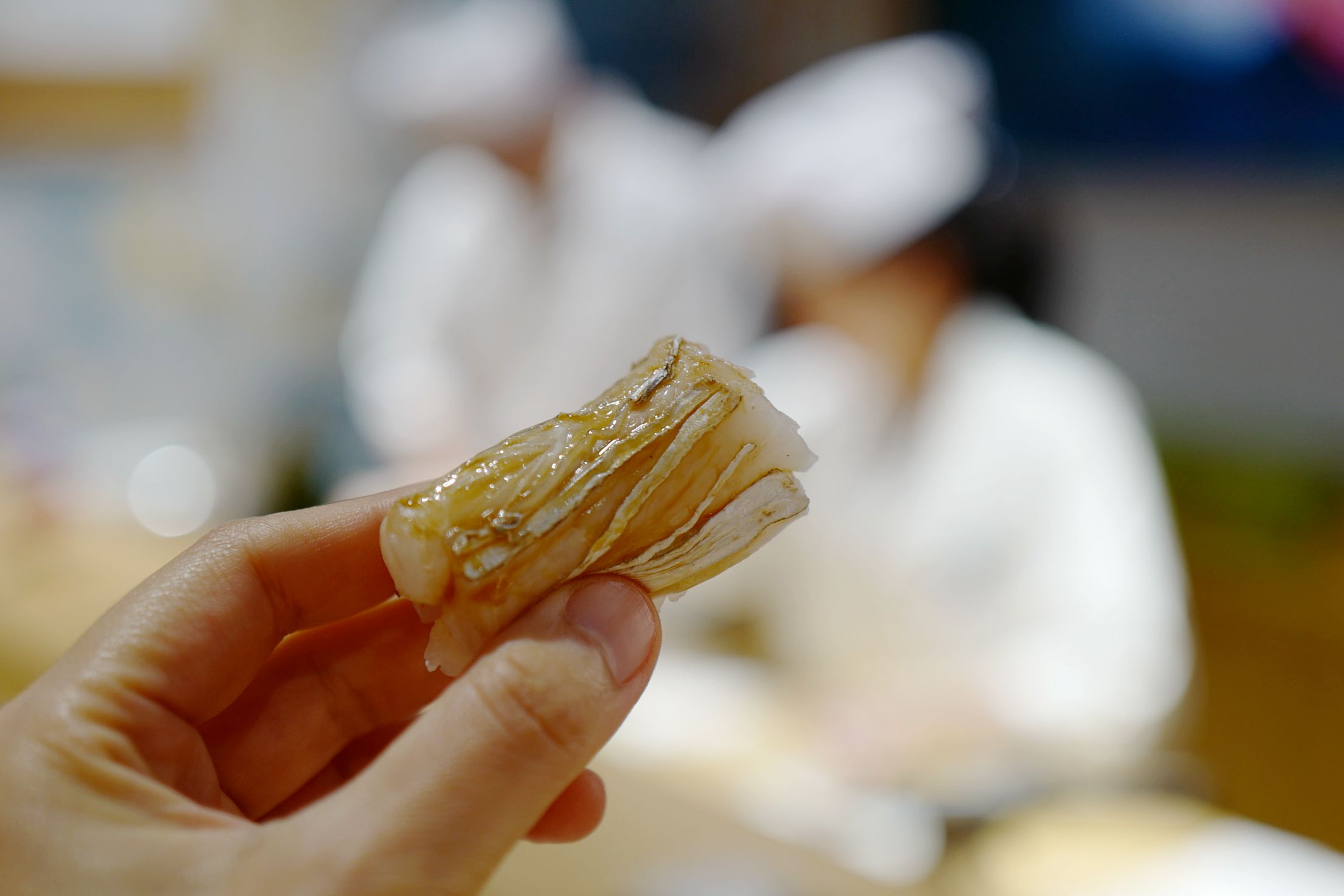 发现一家很好吃的寿司店,一家寿司店