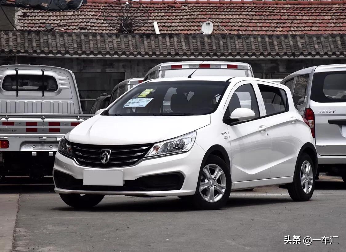 宝骏乐驰2020款,宝骏310是不是乐驰的改进版