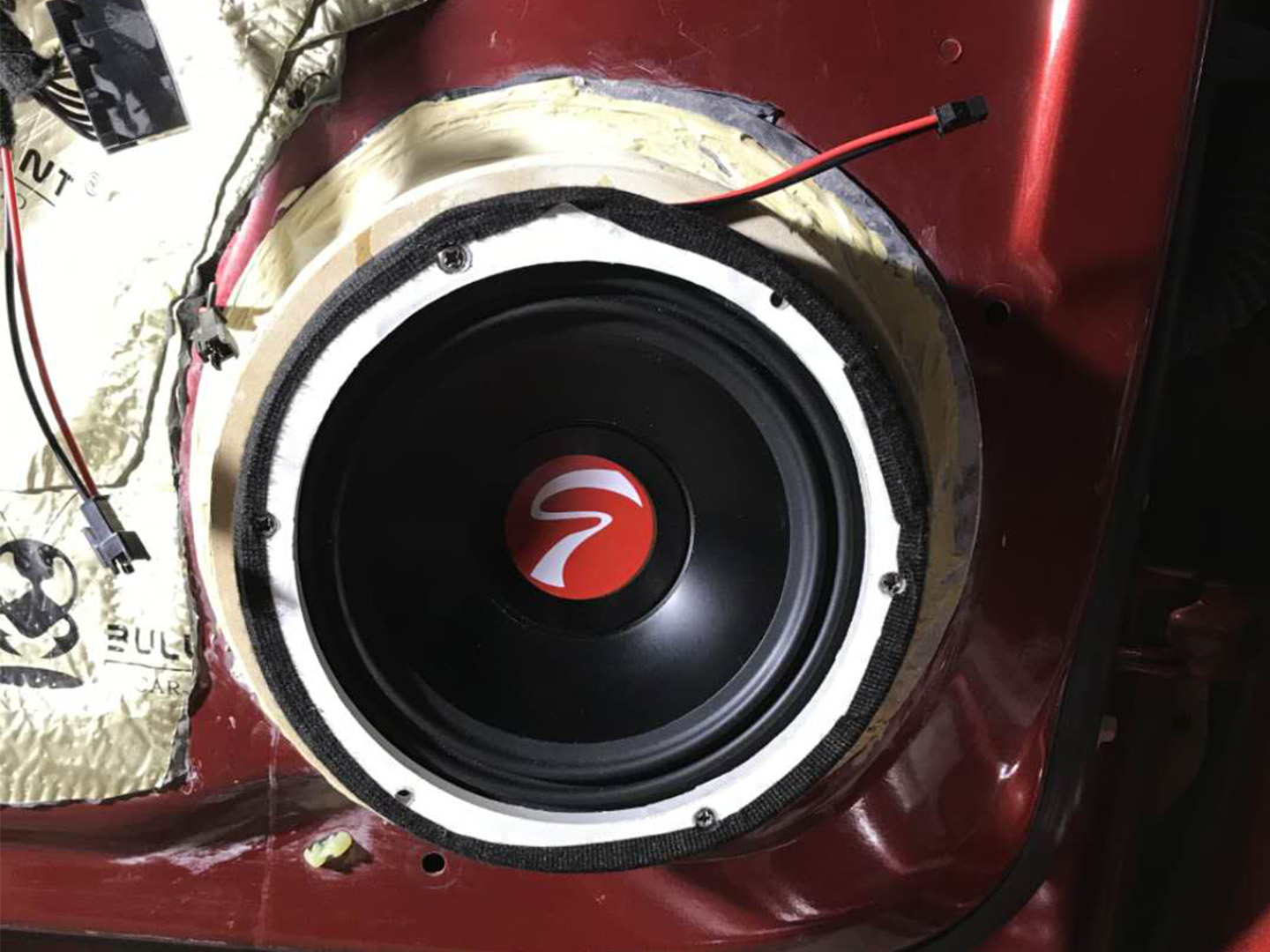 雪佛兰科鲁兹改装音响效果,雪佛兰科鲁兹改装效果视频